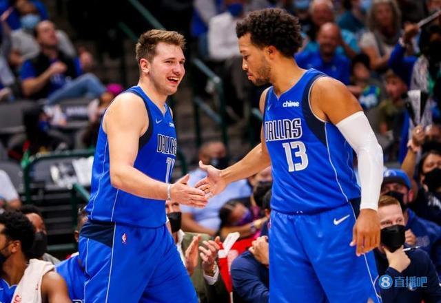 斯瓦泰克 斯瓦泰克