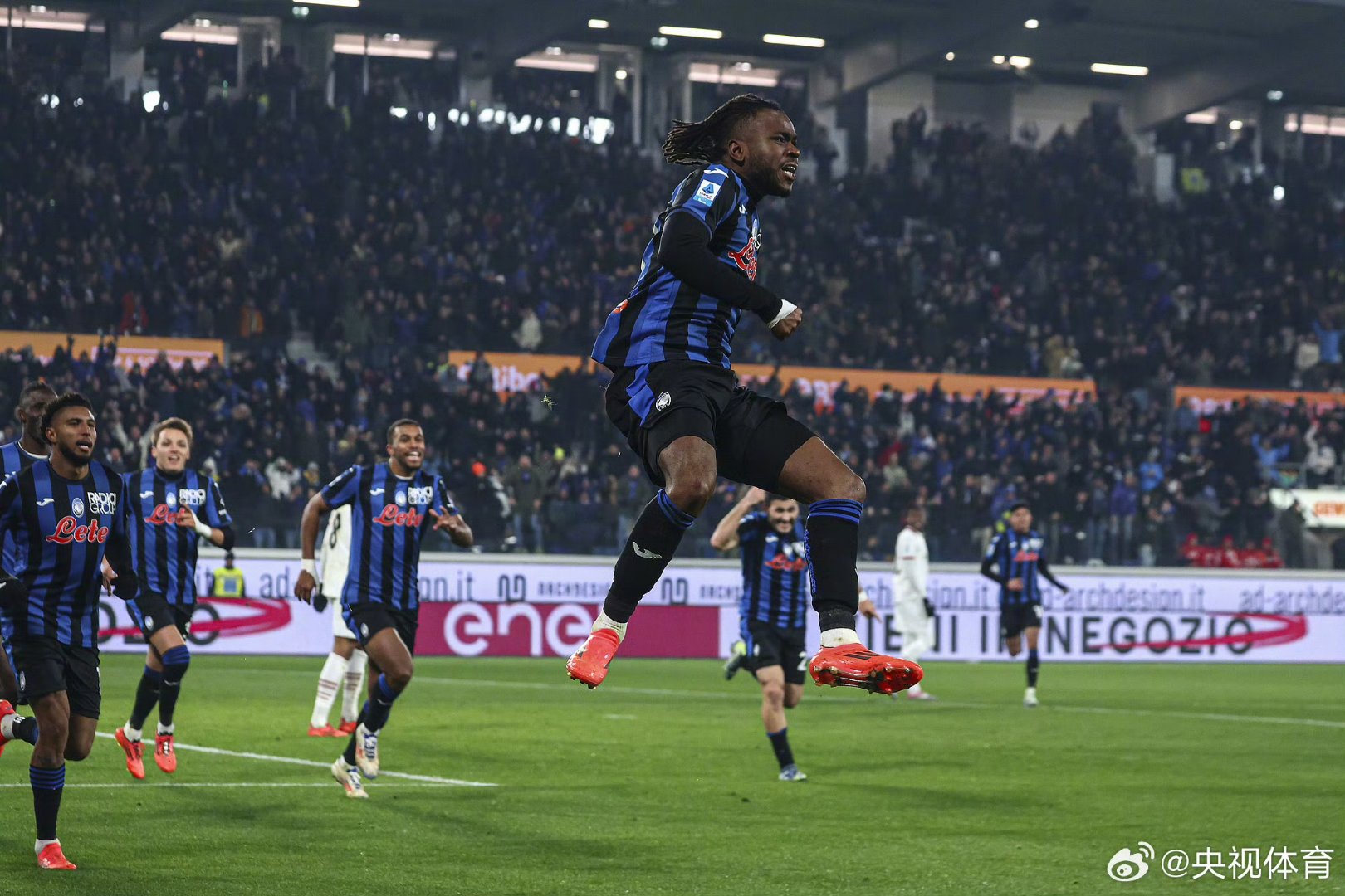 庆祝动作彰 庆祝动作彰