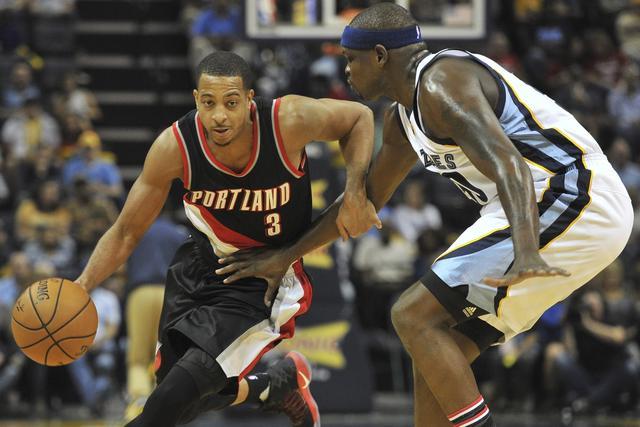 他带队打入 他带队打入