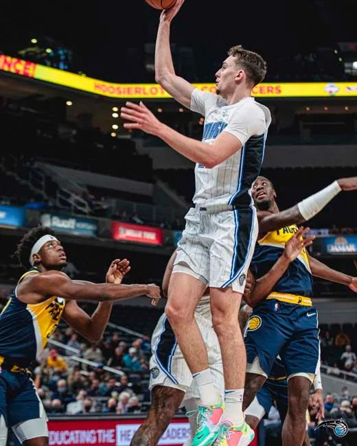 绕前卡位 绕前卡位